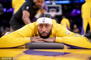 足球比赛瞬 足球比赛瞬